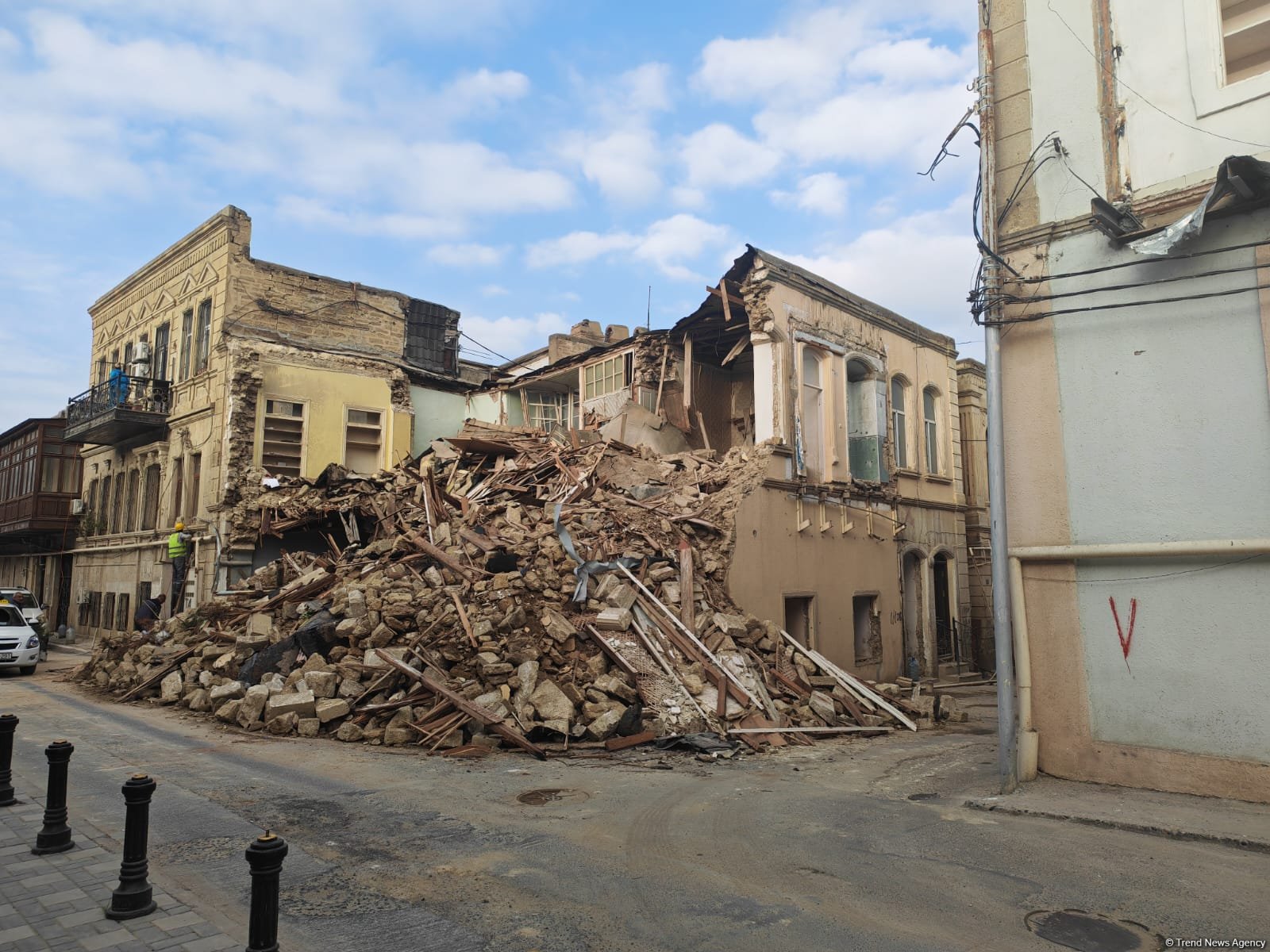 “Sovetski”də tarixi binaların söküntüsü ilə bağlı yayılan iddialara aydınlıq gətirilib (FOTO)