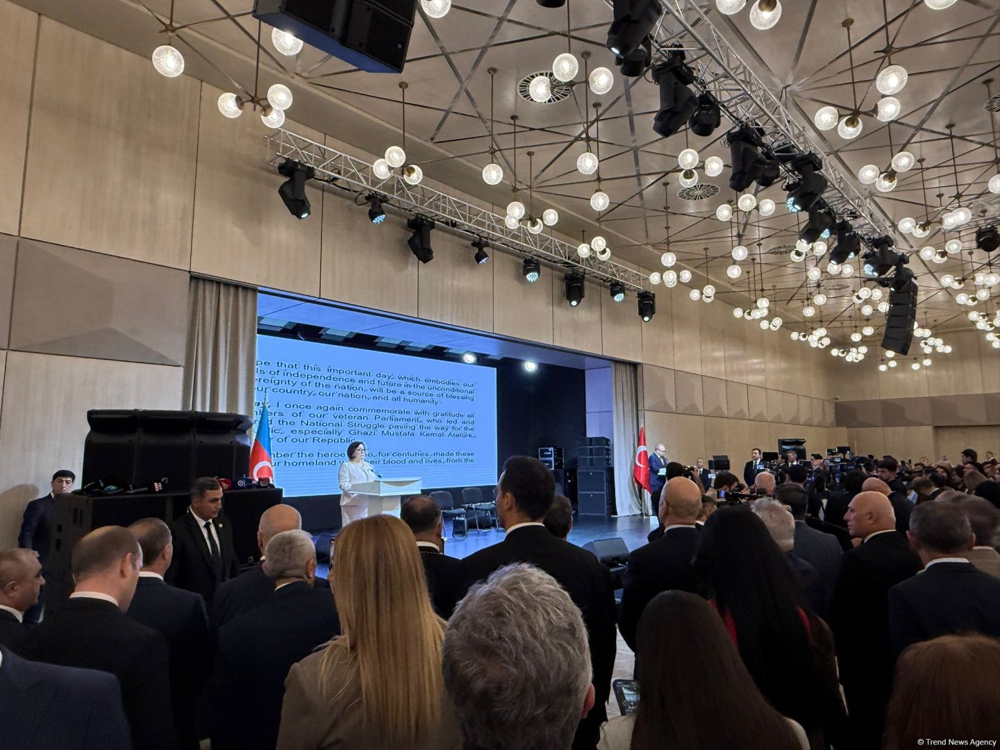 Bakıda Türkiyə Cümhuriyyətinin 102-ci ildönümü münasibətilə rəsmi qəbul keçirilib (YENİLƏNİB) (FOTO)