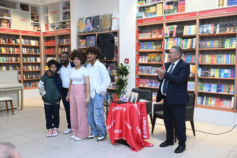 Nigeriyalı müəllifin “Mənim Qarabağa səfərim” kitabının təqdimatı olub (FOTO)