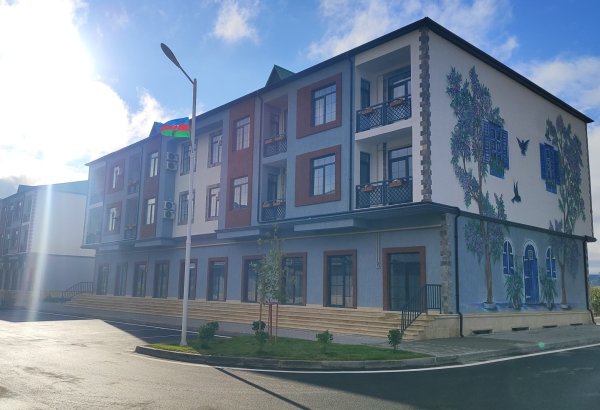 Ağalı kəndinin 2-ci mərhələsində istifadəyə veriləcək evlərin sayı açıqlanıb (FOTO)