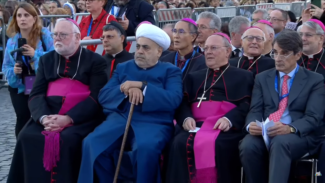Qafqaz Müsəlmanları İdarəsinin sədri İtaliyada dini liderlərin beynəlxalq tədbirində iştirak edib (FOTO)
