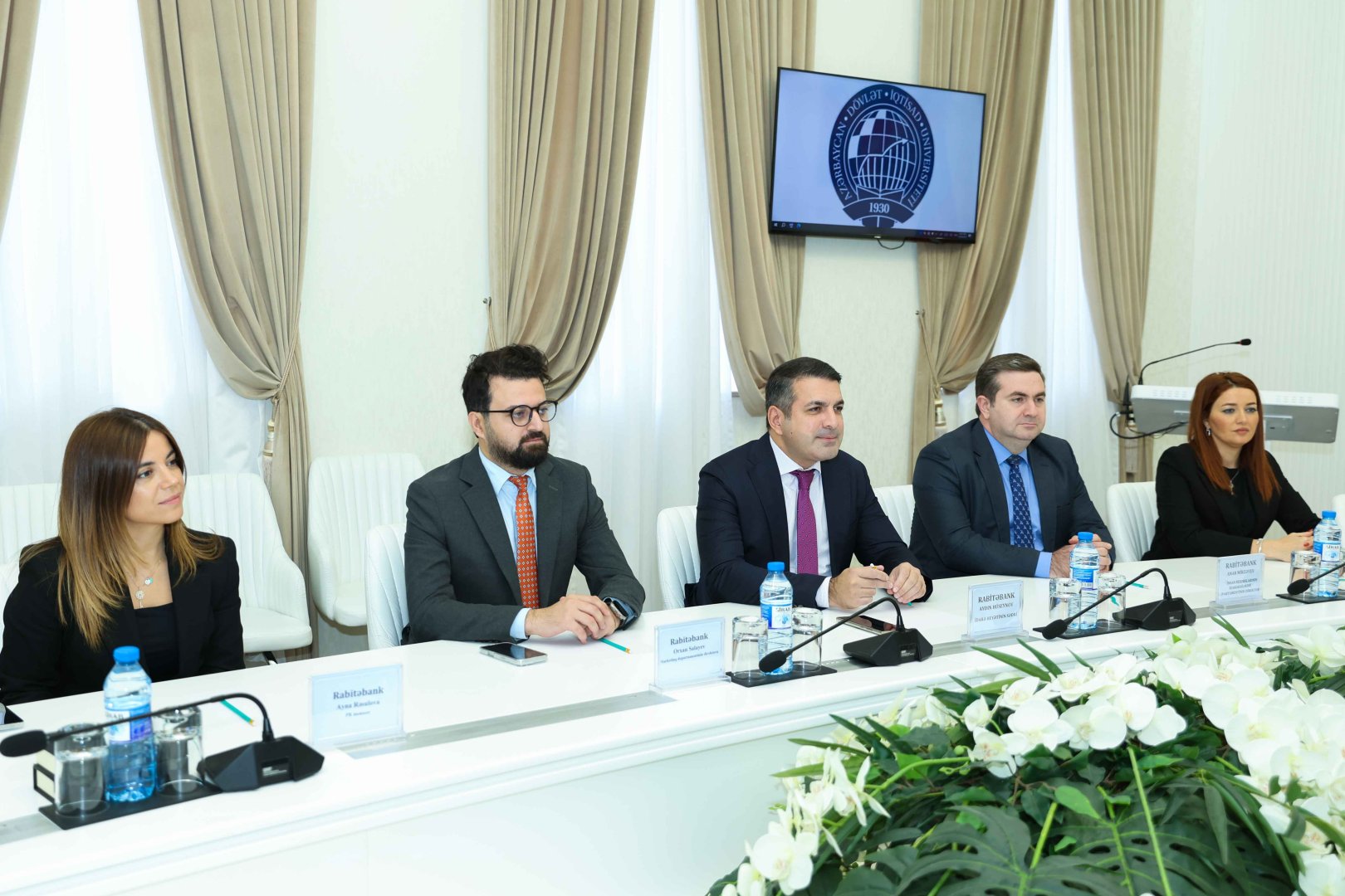 UNEC ilə “Rabitəbank” arasında əməkdaşlıq memorandumu imzalanıb (FOTO)