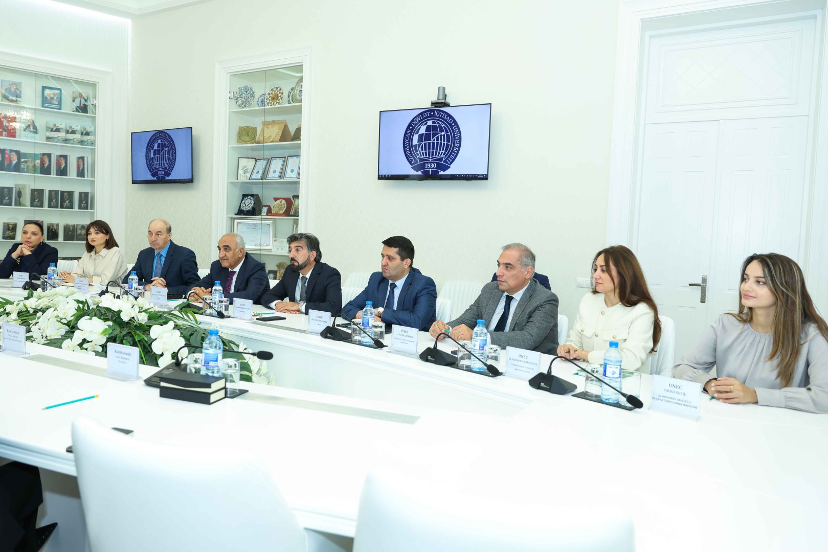 UNEC ilə “Rabitəbank” arasında əməkdaşlıq memorandumu imzalanıb (FOTO)