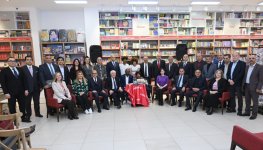 Nigeriyalı müəllifin “Mənim Qarabağa səfərim” kitabının təqdimatı olub (FOTO)