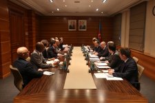 Azərbaycan və Dünya Bankı maliyyə idarəçiliyi sahəsində əməkdaşlıq məsələlərini müzakirə ediblər (FOTO)