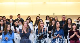 Heydər Əliyev Fondunun dəstəyi ilə alınan musiqi alətlərinin təqdimatı olub (FOTO)