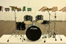 Heydər Əliyev Fondunun dəstəyi ilə alınan musiqi alətlərinin təqdimatı olub (FOTO)