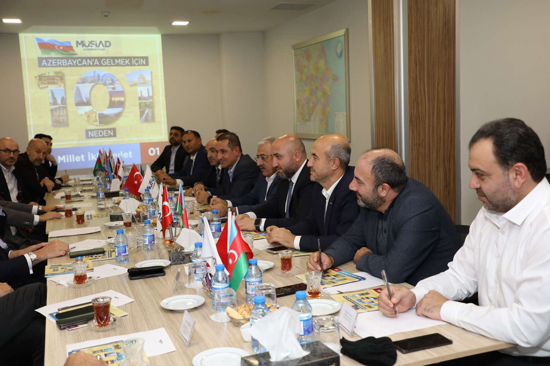 İstanbul Sənaye Palatasının nümayəndə heyəti MÜSİAD Azərbaycanı ziyarət edib (FOTO)