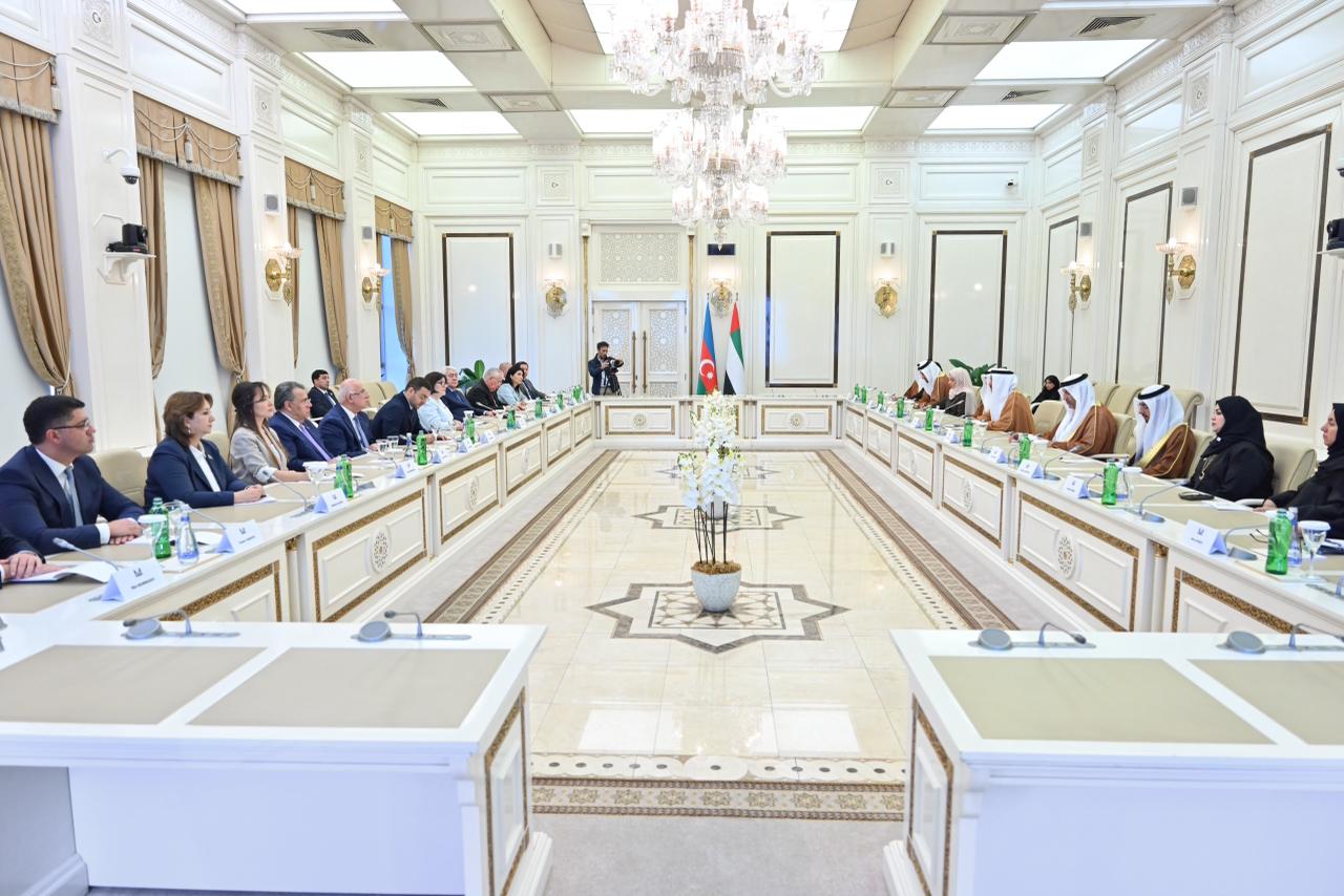 Azərbaycan-BƏƏ parlamentlərarası əlaqələrin genişləndirilməsini müzakirə edib