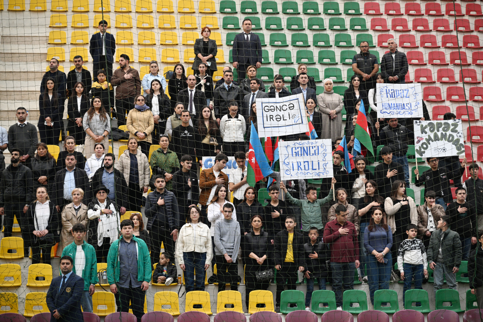 Heydər Əliyev Fondunun vitse-prezidenti Leyla Əliyevanın təşəbbüsü ilə uşaq evlərinin komandaları arasında növbəti minifutbol turniri təşkil olunub (FOTO)