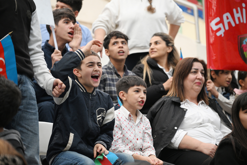 Heydər Əliyev Fondunun vitse-prezidenti Leyla Əliyevanın təşəbbüsü ilə uşaq evlərinin komandaları arasında növbəti minifutbol turniri təşkil olunub (FOTO)