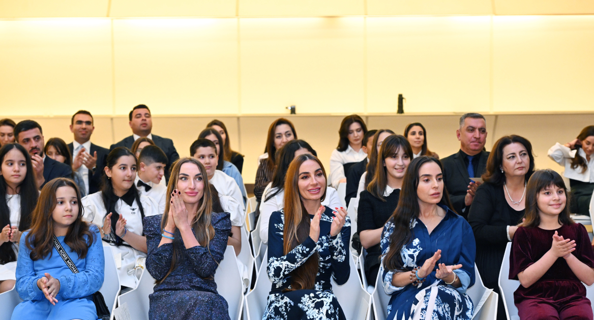 Heydər Əliyev Fondunun dəstəyi ilə alınan musiqi alətlərinin təqdimatı olub (FOTO)