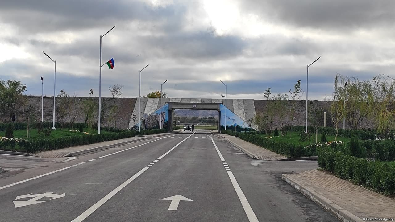 Məmmədbəyli kəndində 39 beşotaqlı ev inşa edilib (FOTO)