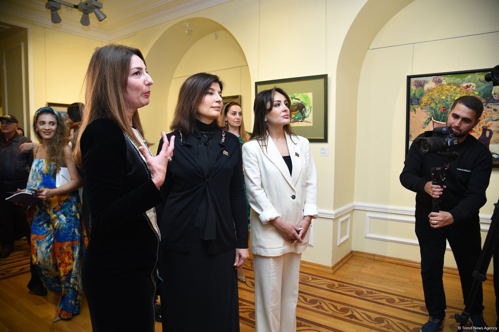 “Bakıya Uçuş. İncəsənət Həftəsonu. Gələcəyi İNDİ Duy” layihəsi çərçivəsində Tofiq Cavadovun “Yarımçıq qalmış ömür” sərgisi açılıb (FOTO)