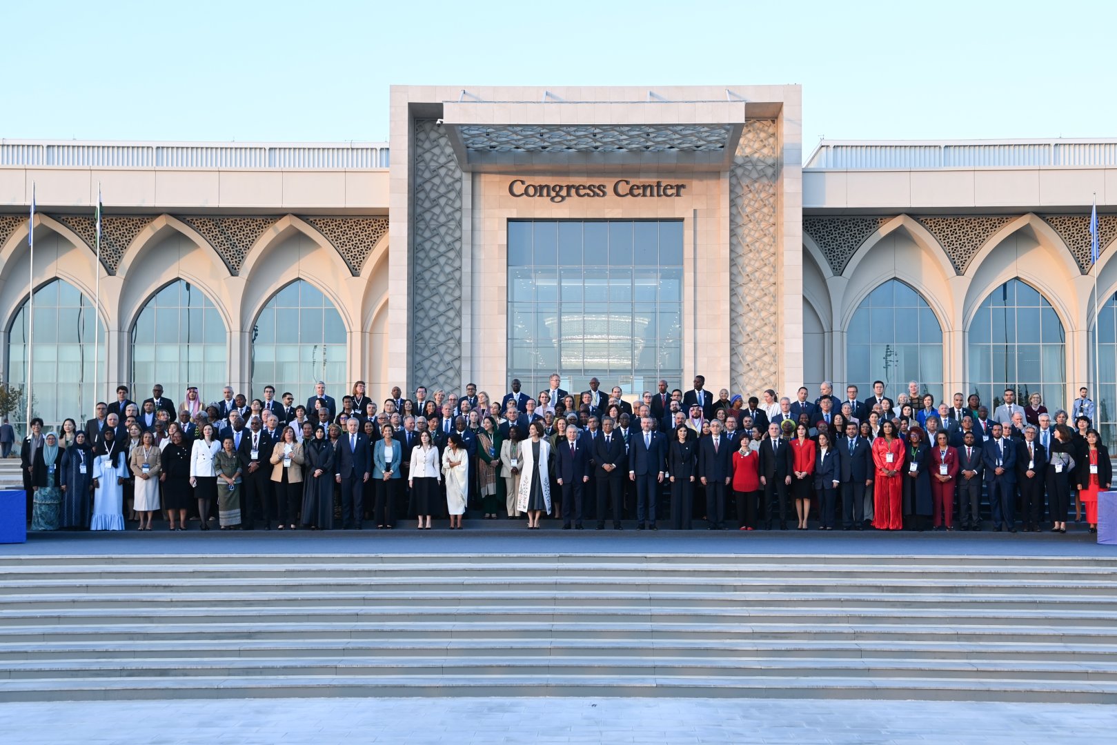 Ceyhun Bayramov UNESCO Baş Konfransının 43-cü sessiyasının açılış mərasimində iştirak edir (FOTO)