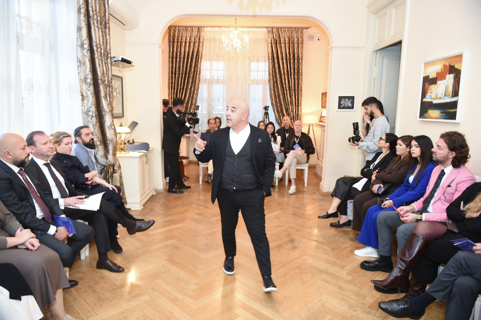 “ART Weekend” çərçivəsində “Püstə: canlı irs” performansı təqdim edilib (FOTO)