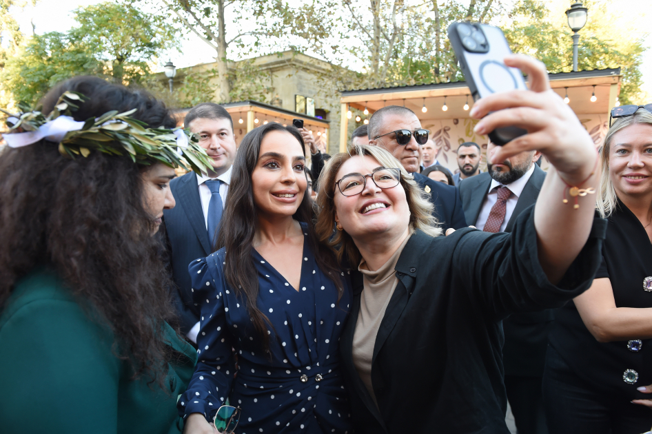 “ART Weekend” çərçivəsində “Püstə: canlı irs” performansı təqdim edilib (FOTO)