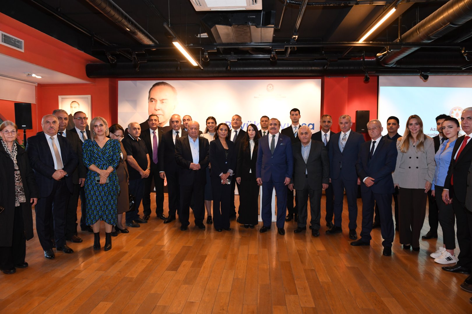 “Böyük Qayıdışa aparan yollar” sərgi-təqdimat keçirilib (FOTO)