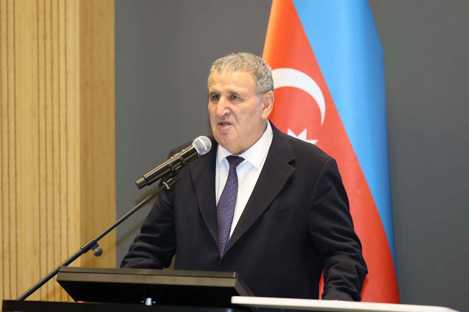 UNEC-də Azərbaycan Milli Elmlər Akademiyasının 80 illik yubileyi qeyd olunub (FOTO)