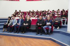 InvestAZ və Naxçıvan Dövlət Universiteti maliyyə bazarları üzrə praktik seminar təşkil etdi (FOTO)