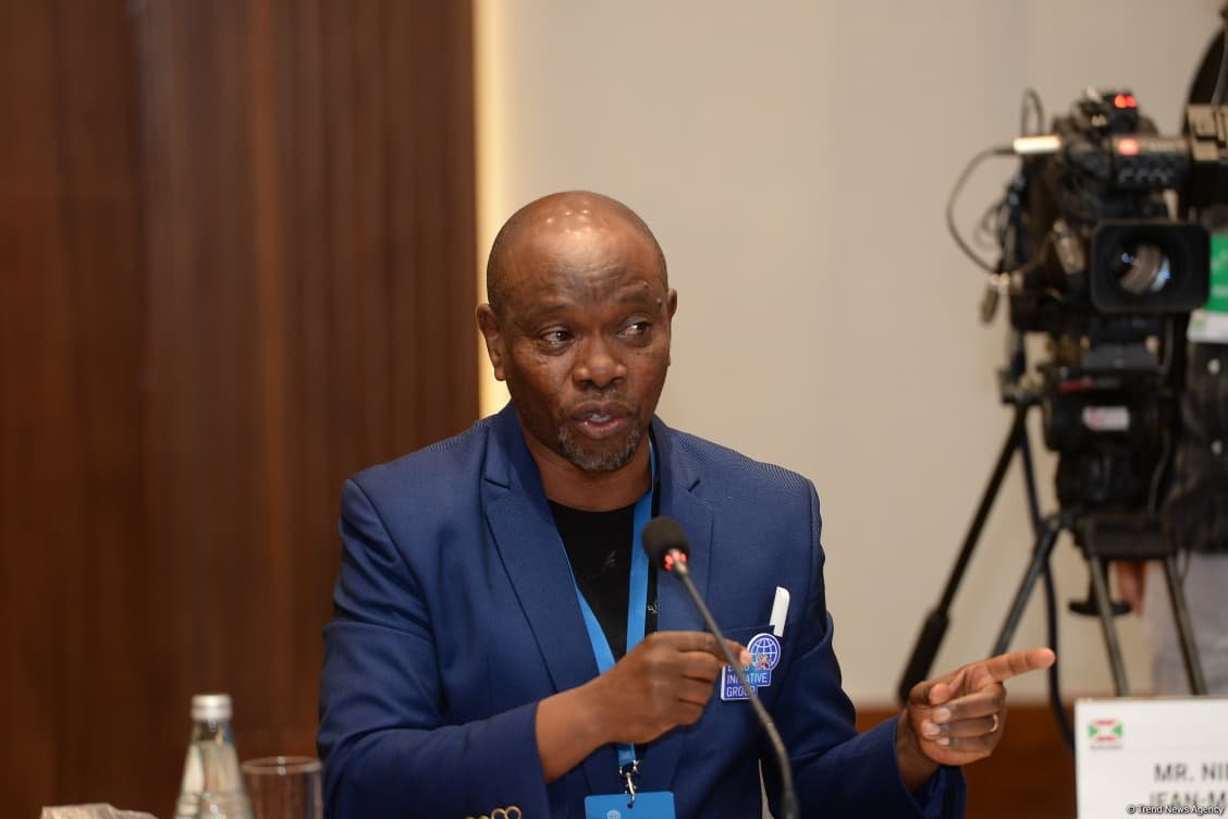 Müstəmləkə dövründən əvvəl burundililərin fransız adları yox idi - Siyasi şərhçi