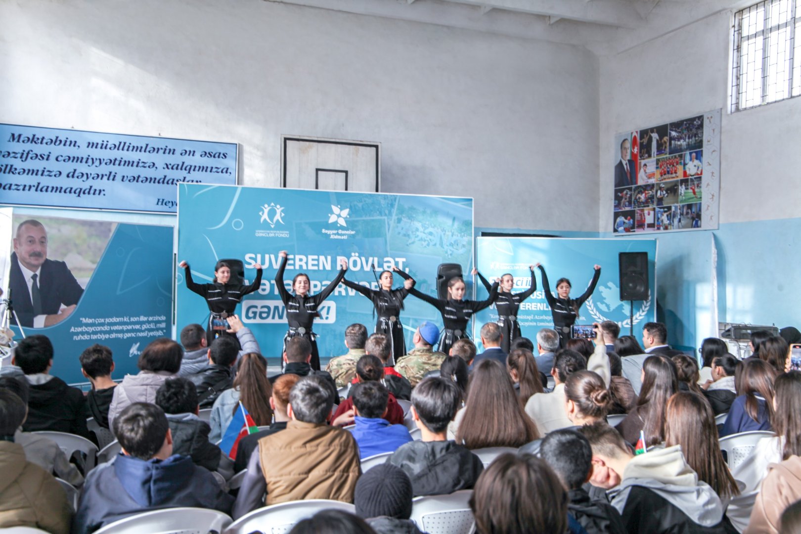 “Səyyar Gənclər Xidməti” layihəsi Qusar gənclərinə xidmət göstərib (FOTO)