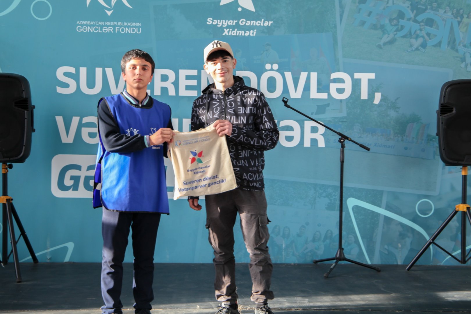 “Səyyar Gənclər Xidməti” layihəsi Qusar gənclərinə xidmət göstərib (FOTO)