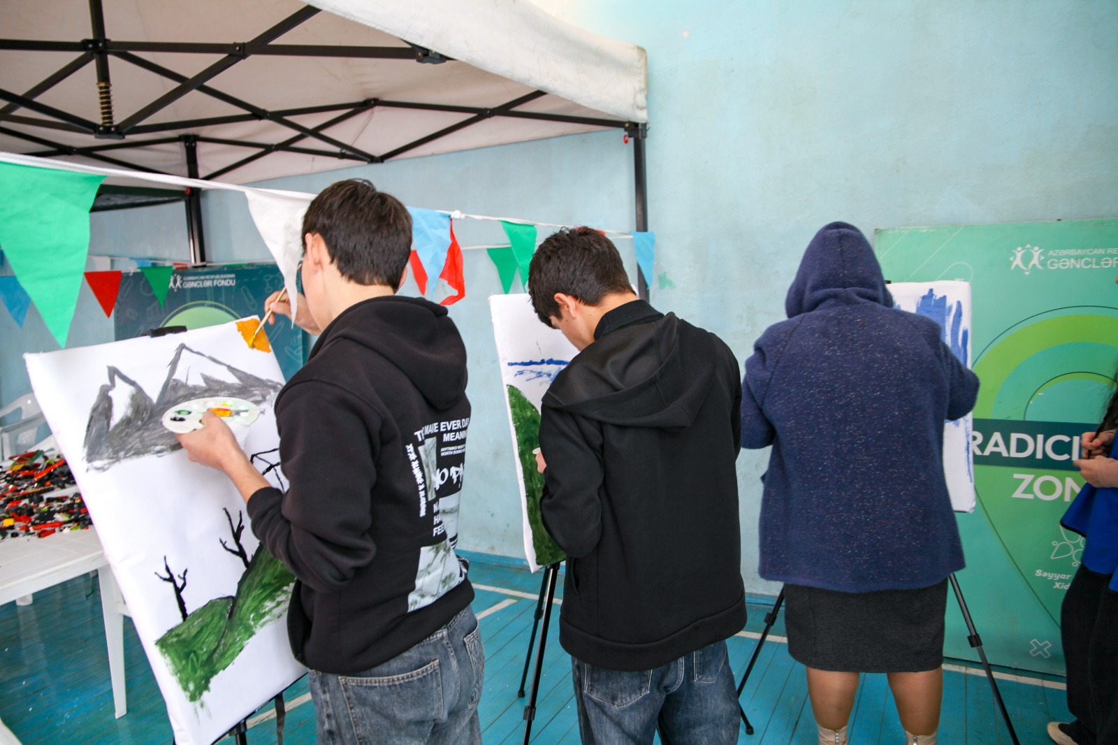 “Səyyar Gənclər Xidməti” layihəsi Qusar gənclərinə xidmət göstərib (FOTO)