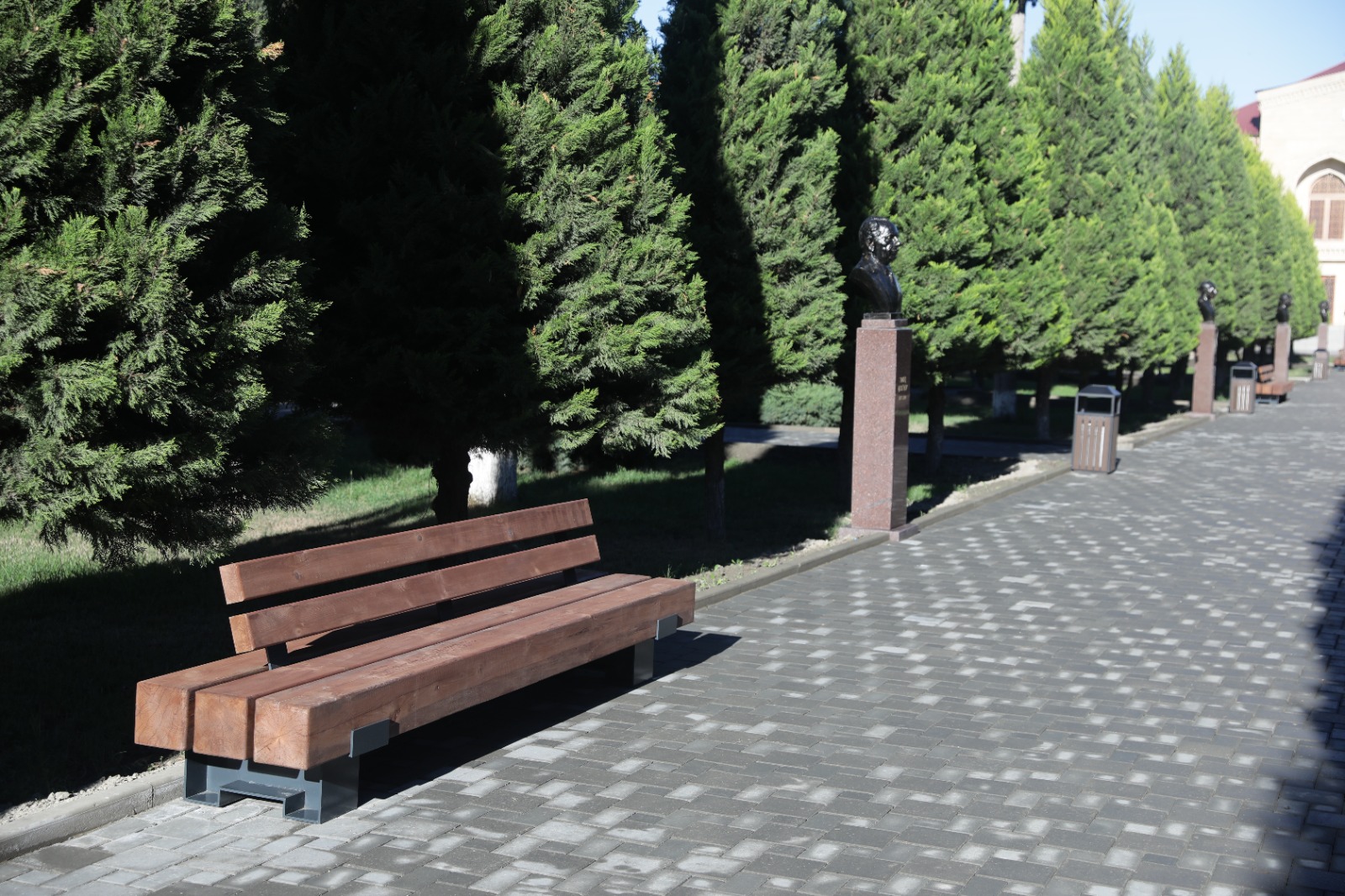 Xaçmaz şəhərində Mədəniyyət və istirahət parkı əsaslı təmir olunub (FOTO)