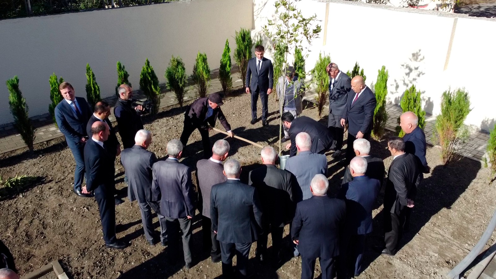 Xaçmaz şəhərində Mədəniyyət və istirahət parkı əsaslı təmir olunub (FOTO)