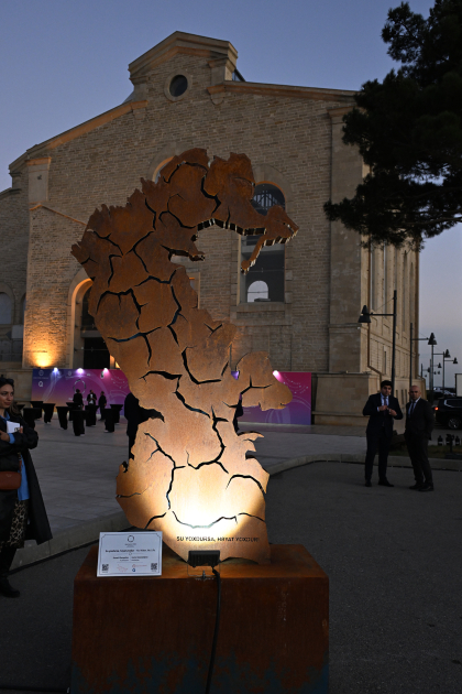 “Art Weekend” festivalı çərçivəsində Daş Salnamə Muzeyində sərgilər açılıb (FOTO)