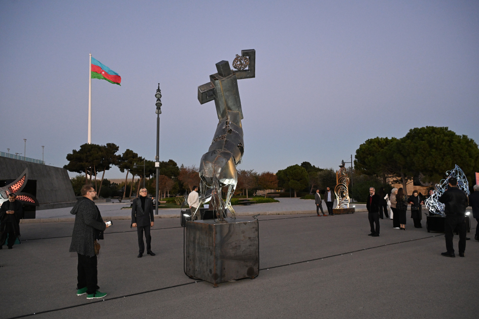 “Art Weekend” festivalı çərçivəsində Daş Salnamə Muzeyində sərgilər açılıb (FOTO)