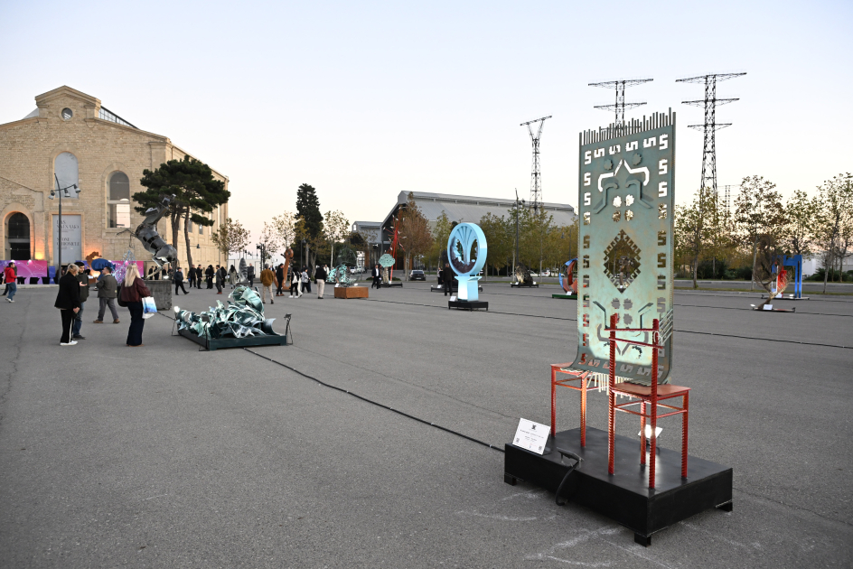 “Art Weekend” festivalı çərçivəsində Daş Salnamə Muzeyində sərgilər açılıb (FOTO)