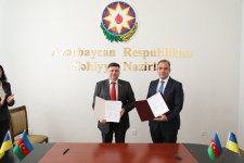 Ukrayna və Azərbaycan səhiyyə sahəsində əməkdaşlığı genişləndirir - Bakıda bir sıra mühüm sənədlər imzalanıb (FOTO)