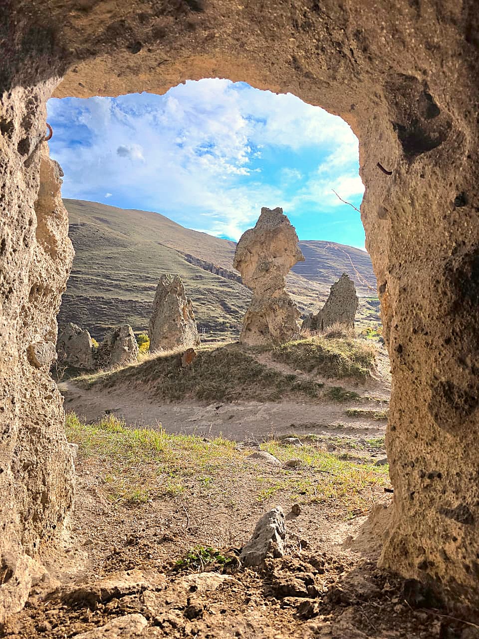Şərqi Zəngəzurun möcüzəsi: Laçının Kapadokiyası (FOTO)