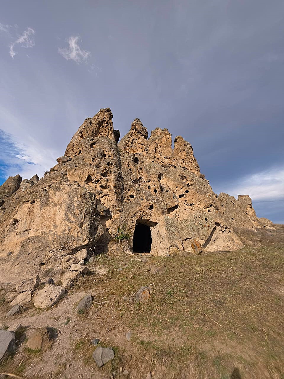Şərqi Zəngəzurun möcüzəsi: Laçının Kapadokiyası (FOTO)
