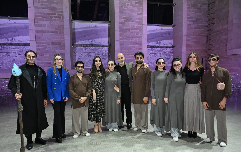 Daş Salnamə Muzeyində “Suyun sirri” pantomim tamaşası təqdim olunub (FOTO)