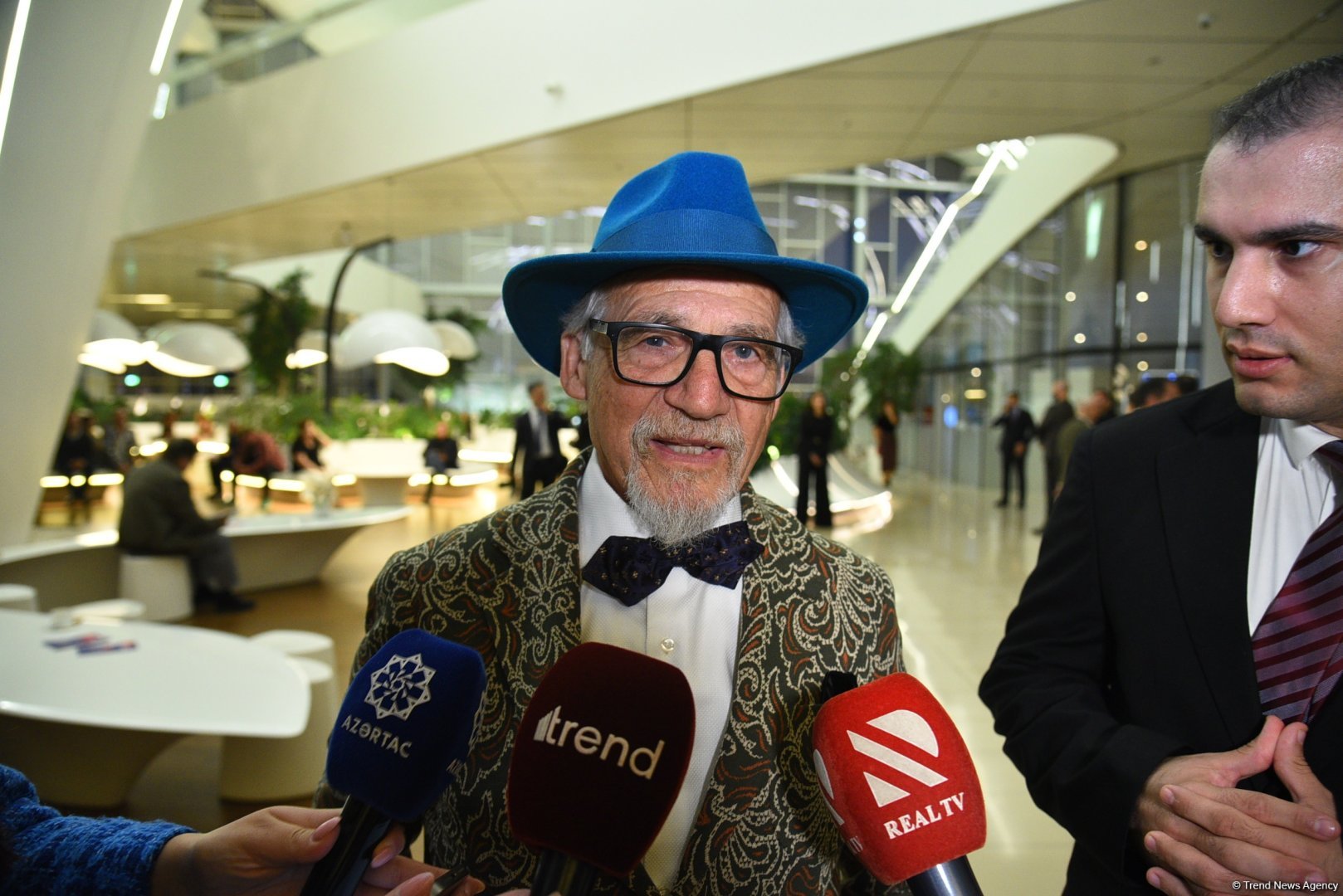 "Fly to Baku. Art Weekend. Sense the Future NOW"un xarici qonaqları layihənin miqyasından heyrətləniblər (FOTO)