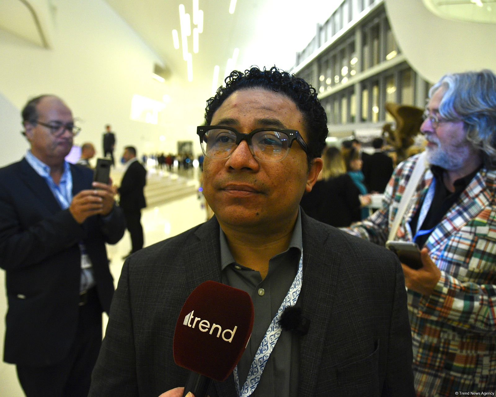 "Fly to Baku. Art Weekend. Sense the Future NOW"un xarici qonaqları layihənin miqyasından heyrətləniblər (FOTO)