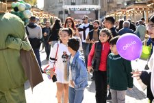 İçərişəhərdə Zeytun Festivalı davam edir (FOTO)