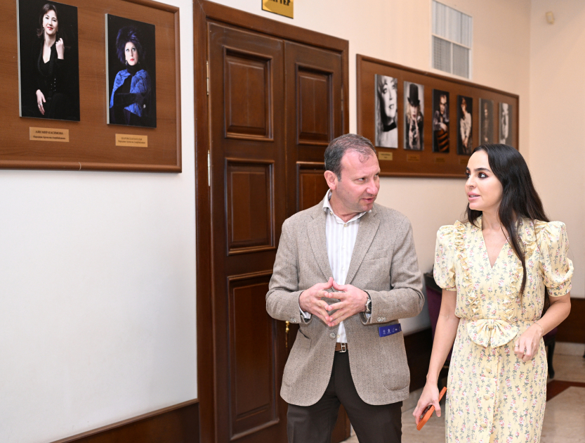 “Art Weekend” çərçivəsində “Nə qədər kifayətdir?” adlı inklüziv rəqs tamaşası təqdim edilib (FOTO)