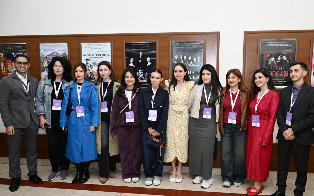 “Art Weekend” çərçivəsində “Nə qədər kifayətdir?” adlı inklüziv rəqs tamaşası təqdim edilib (FOTO)