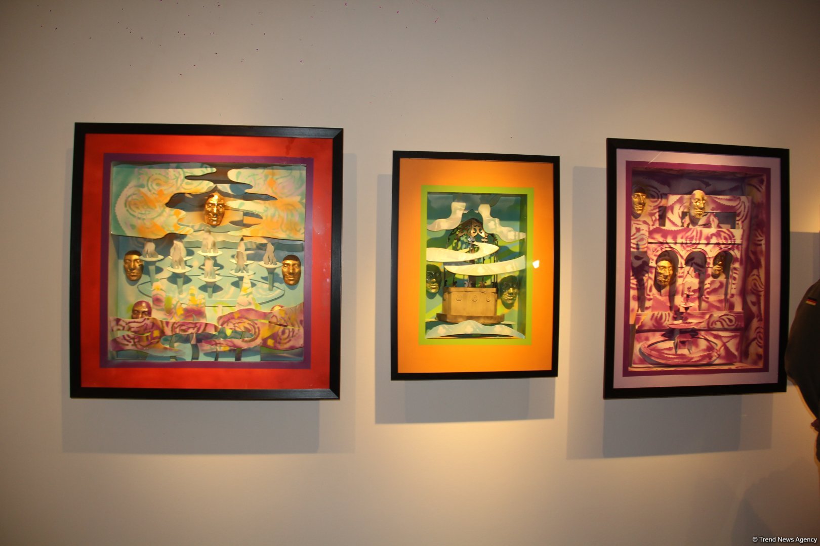 “Bakıya Uçuş. İncəsənət Həftəsonu. Gələcəyi İNDİ Duy” layihəsi çərçivəsində “Axın halı” adlı incəsənət sərgisi açılıb (FOTO)