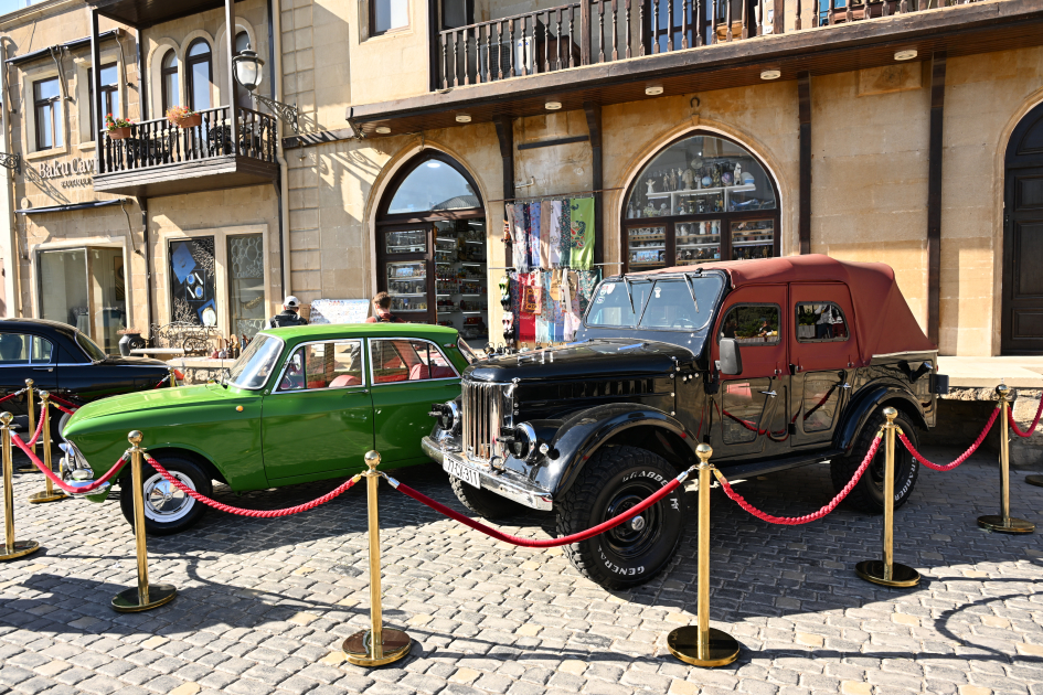 İçərişəhərdə Zeytun Festivalı davam edir (FOTO)