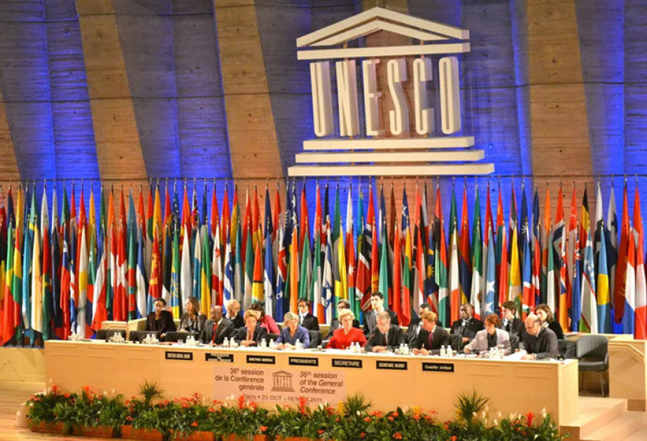 UNESCO 15 dekabrı Dünya Türk Dili Ailəsi Günü elan edib