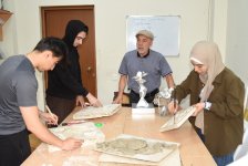 "Art Weekend" festivalı çərçivəsində Rəssamlıq Akademiyasında açıq qapı günləri keçirilib (FOTO)
