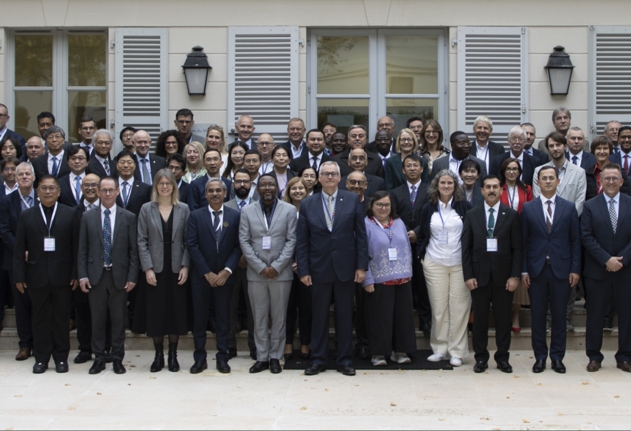 AzMİ-nin baş direktoru metrologiya üzrə beynəlxalq iclasda iştirak edib