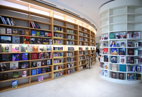 Antalya Kitabxanasında Azərbaycan bölməsinin açılışı olub