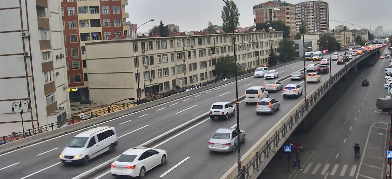 Sürücülərin NƏZƏRİNƏ: Paytaxtın bir sıra yollarında tıxac var - SİYAHI