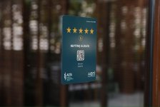 Daha bir restorana “5 ulduz” sertifikatı təqdim edilib (FOTO)